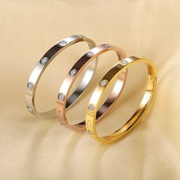 Designer necklace for women Bracelet Female Full Sky Star Set Diamond Stainless Steel Non fading 18K Gold Titanium Open Male Couple