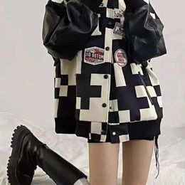Women's Jackets Trendy Brand Black White Plaid Baseball Jacket Women'S Spring And Autumn Couple Badge Embroidery Stitching Student 231011
