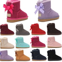 24 Botas de desenhista Austrália Classic Mini Kids Ug Meninas Criança Sapatos Inverno Neve Sapatilhas Bota Juventude Chesut Rock Rose Cinza WGG