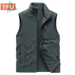 Men's Vests 5XL Men Spring Outwear Thick Warm Fleece Sleeveless Vest Jacket WaistCoat Autumn Casual Outfits Tactical Plus 231012