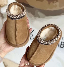 Kids Toddler Tasman II Slippers Tazz Baby boots Chestnut Fur Slides Sheepskin Shearling Classic Ultra Mini Boot Winter Mustard Seed Mules Slip-on Wool Little Big g24