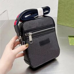 Three Style Work Outdoor Leisure Purses Back Zip Pocket Messenger Bag High-quality versions Tote bag Cross Body Men Handbags HQG519 fashionbags688