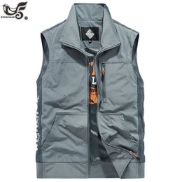 Men's Vests Waistcoat Jacket Vest Summer Breathable Climbing Hiking Fishing Work Sleeveless Fitness Joggers Sports Mesh Clothing 231012