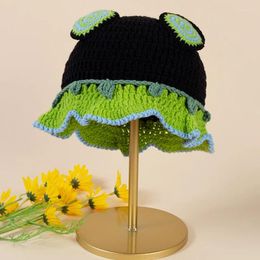 Berets Women Knitted Fisherman Hat Flower Pattern Handmade Crochet Bucket Hollow Patchwork Cap Outdoor