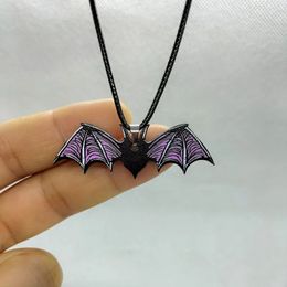 Chokers Yungqi Acrylic Bat Pendant Necklaces for Women Girl Minimalist Rope Chain Choker Halloween Animal Necklace Jewelry Collier 231013