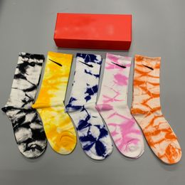 Christmas Brand Wholesale for Men and Women Cotton 10-color Sports Socks Letter Printing