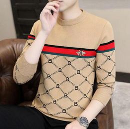 Men's Sweater Designer bee Brand Luxury Fashion Knitted Sweater Casual Trendy Coats Jacket Men Clothes