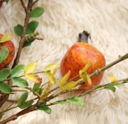 All-match artificial fruit tree branches artificial pomegranate fruit branch berry simulation flower home decoration wedding fake flower