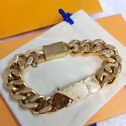 2019 Fashion brand womans Beacelets For Women Wrap Cuff Slake alloy Bracelets With alloy buckle fashion Nature Jewellery with box fr246L