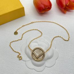 Chain Necklaces Designer Necklace for Women New Fashion Letter F Pendant Necklace Stainless Steel Plated Gold Chains Inlaid Crystal Designer Jewelry Gift