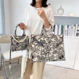 2023 Luxury Designer Handbag for Women Luxurys Brand Bag Jacquard Embroidery Shopper Beach Shoulder Bag Gorgeous Canvas Tote Bag