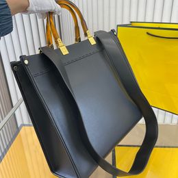 Bag Totes Leather Designer Handbag Embroidery Tote Bag Crossbody Totes Shoulder Bags Fendibags Mens Luxury Shopping Tote Bag 240528