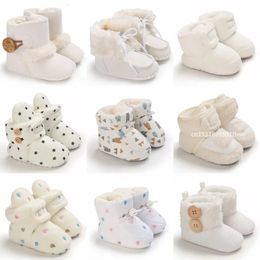 Boots 2023 Autumn Winter Baby Infant Girls Boys Warm Fashion Solid Shoes with Fuzzy Balls First Walkers Kid 0 18M 231012