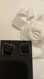 New retro black small square earrings, understated and elegant black gold three-dimensional small sugar cubes