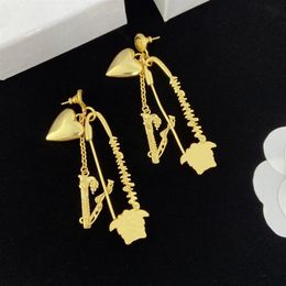 Women Hoop Earrings Designer Jewellery Womens Earring Street Fashion Gold Heart Ear Studs Accessories For Ladies D2210208F295U