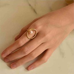 Vintage Women Korean Gold Pearl Charm Finger Irregular Ring Open Adjustable Elegant Wedding Anniversary Gift226C