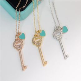 Famouse Stylist S925 Chinese Knot Pendant Necklace 100% 925 Silver Necklaces Platinum Blue Enamel Key Chains2634