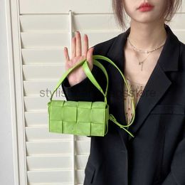 Cross Body Bag 2023 New Summer Woven Bag Green and Shoulder Bag Crossbody Bagstylishhandbagsstore