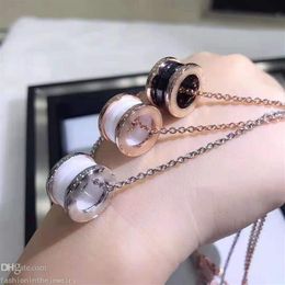 Fashion Necklace Designer jewelry luxury diamond jewellery Platinum Rose Gold chain White Black Ceramic spring pendant necklaces w249F