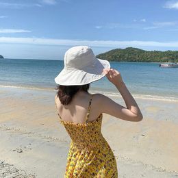 Berets Ladies Outdoor Travel Bucket Hat Women Cotton Fisherman Cap Fashion Girls Casual Bob Panama Wide Brim Sun Beach