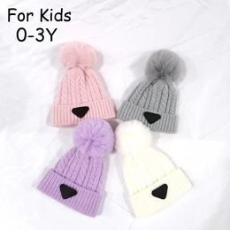 0-3Y Kids Warm Winter Hats Designer Beanie Bucket Hat Imitation Cashmere Knitted Hat Beanie Hats for Children Vertical Stripes Skull Caps Letters Fitted Hat