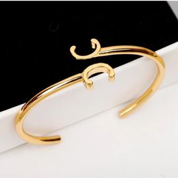 Designer Cuff Bangles Bangle Luxury Charm Bracelets Women Pendant Letter Jewellery 18K Gold Plated Copper Wristband Cuff Fashion Accessories Letter