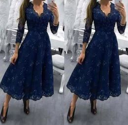 Navy Blue V Neck Modest Tea Length Plus Size Mother of the Bride Dress 3/4 Long Sleeves Wedding Party Gowns Lace Formal Guests