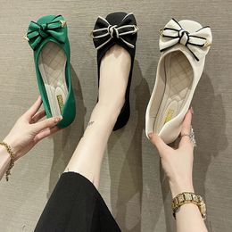 Dress Shoes Western-style Green Bow Women's 2023 Spring and Autumn New Soft Bottom Comfortable All-match Loafers Women DRESS 231013