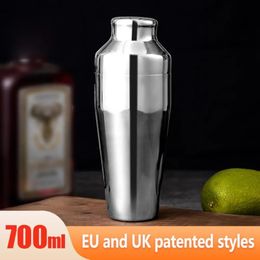 Bar Tools 700ML Stainless Steel French Two-stage Cocktail Shaker Mixer Wine Martini Boston Shaker For Bartender Drink Party Bar Tools 231013