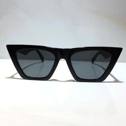 Cat Eye Sunglasses Designer style UV protection lens Lens plate edging full frame fashion design Comfortable fashion accessories come with box