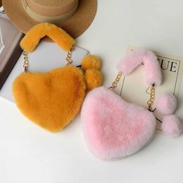 Furry designer bag For Girls Heart Shaped Fluffy Faux Fur Handbag Shoulder Bags Fashion Plush Heart-shaped Handbag Love Hairpin Wallet