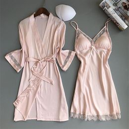 Women's Sleepwear Freshing Summer Lace Hollow Woman Robe Set Camisole Night Skirt Twinset Rayon Silk Pyjamas Home Furnishing 321s