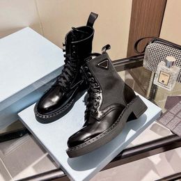Fashionable Designer Women Boots Anle Martin Boots and Nylon Boot Military Inspired Combat Cloth Bag Attached to the 35-41