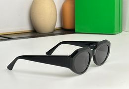 Black Grey Sunglasses Cat Eye 1031 Women Designer Sunglasses Shades UV400 Eyewear with Box