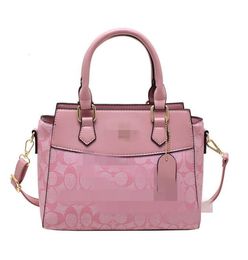 Womens Bag 2024 New Niche Designer Fashion Tote With High-end Printed Carrying Crossbody