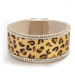 Charm Bracelets Amorcome Punk Leopard Leather For Women Fashion Rhinestone Wide Wrap Bangles Bracelet Female Party Magnet Jewellery Gift
