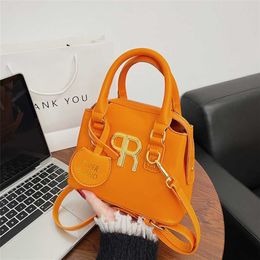 Handbag 2023 New Single Shoulder Bag Women's Fashion Texture Small Square Crossbody Chain Goods Trend with Head Picture code 5631
