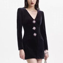 2023 Autumn/Winter Classic Style V-neck Rhinestone Button Long Sleeve Wrap Hip Dress Black Velvet Velvet Dress
