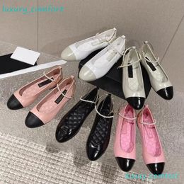 Women Cap Toe Ankle Chain Ballerina Flats 100% real leather Calfskin Designers Cruise Ballerina Flat Dress Shoes Loafer size 35-43 Wedding Party Luxury Top Quilty