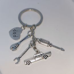 Fashion Dad Car Screwdriver Wrench Small Tool Keychain Father's Day Gift Man Keyring Jewellery