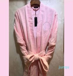 Embroidery Robe Designer Bath Robes Letter Baroque Embroidery Bathrobes With Belts Men Women Home Hotel Night Sleep Robe