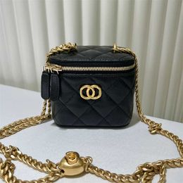 2023 New Mini Love Golden Ball Bag Single Shoulder Diamond Chain Small Square Cross Body Mouth Red 5548