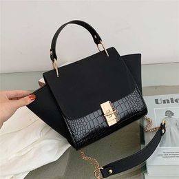 Women's Bag New Brushed High Quality Chain Crossbody Handheld Wing 5783