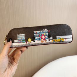 Womens cosmetic bag Pencil Pouch Luxurys Designers Wallets Zippy Coin purse Elizabeth Purses Pencil Case for School Office Used Pencils Box