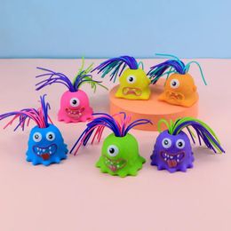 Neues kleines Monster, das an den Haaren zieht, schreit, dekomprimiert und belüftet, Puzzlespielzeug für Kinder, Großhandel für Weihnachts- und Halloween-Geschenke