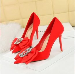 Silk Satin Women Pumps Bowknot High Heels Rhinestone Decoration Stilettos Red Women Heel Wedding Shoes