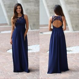 2023 Empire Country Navy Blue Bridesmaid Dresses Jewel Neck Lace Top Chiffon Illusion Backless Floor Length Long Wedding Guest Gowns Custom
