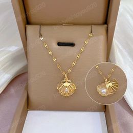 Fashion Hollow Gold Colour Open Scallop Pendant Necklace for Women Shell With Pearl Stainless Steel Collarbone Chain Jewellery Gift