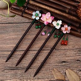Hair Clips Refresh Retro Wooden Hairpins Glass Imitation Jade Flower Tassel Hang Ethnic Style Handmade Buyao Disk Women