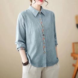 Women's Blouses Women Floral Embroidery Loose Casual Cotton Linen Shirts Fashion Blouse 2023 Autumn Vintage Style Tops Female Blusas